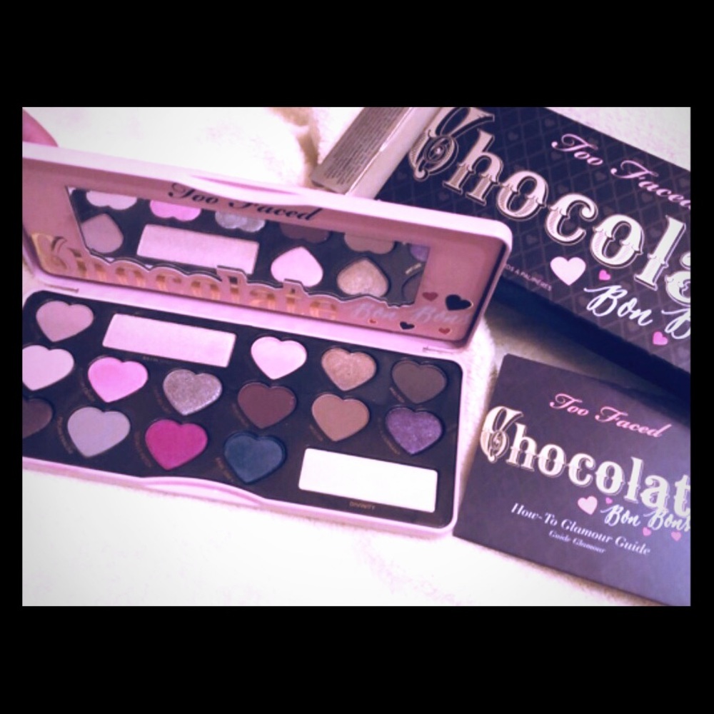 Too Faced Chocolate Bon Bons palette